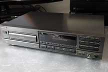 Odwarzacz CD TECHNICS SLPG 420A-super stan