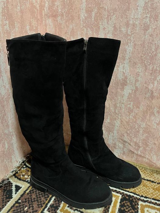 Зимові сапожки жіночі 39р