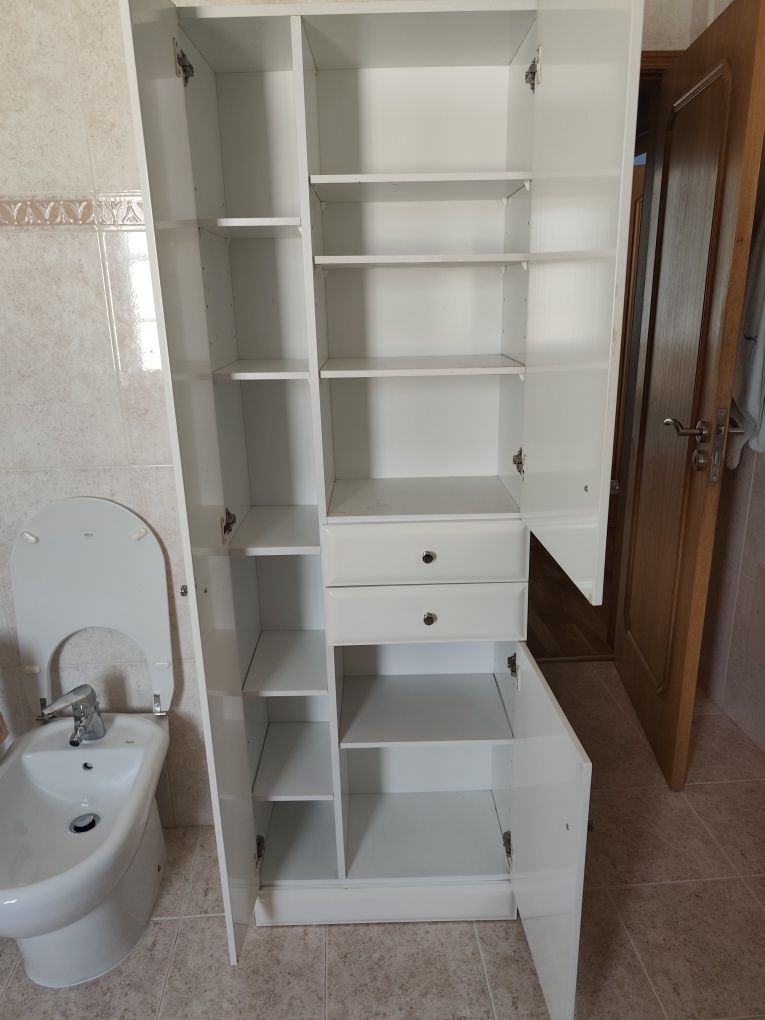 Móvel Vertical branco de WC