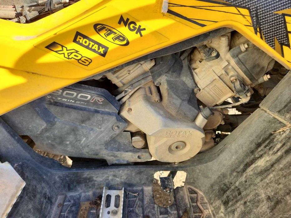 2011  can-amOUTLANDER 800R X MR