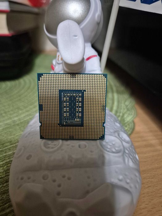 Процесор Intel Core i7-11700 s-1200 2.5GHz/16MB BOX LGA1200 8/16 яд/по