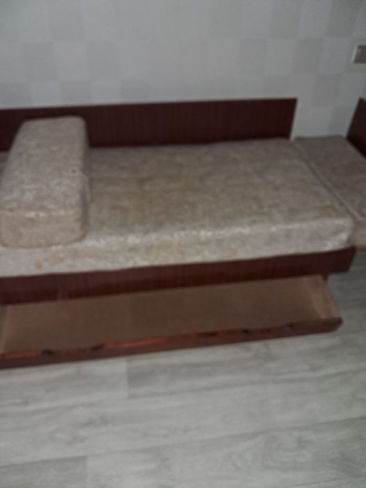 Продам диван малютка