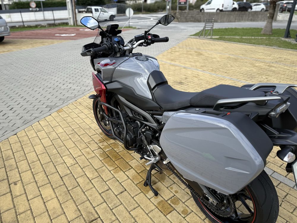 Yamaha mt 09 tracer gt