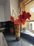 Jarra em vidro com flores