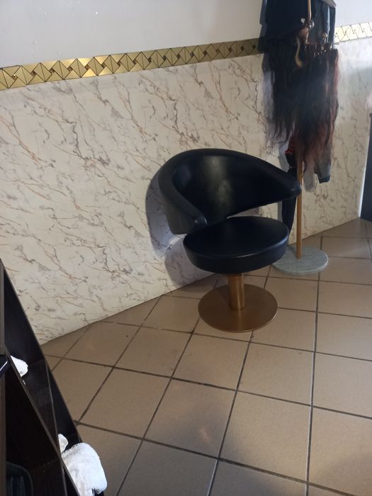 Cadeira. P. Salão..de cabeleireiro..