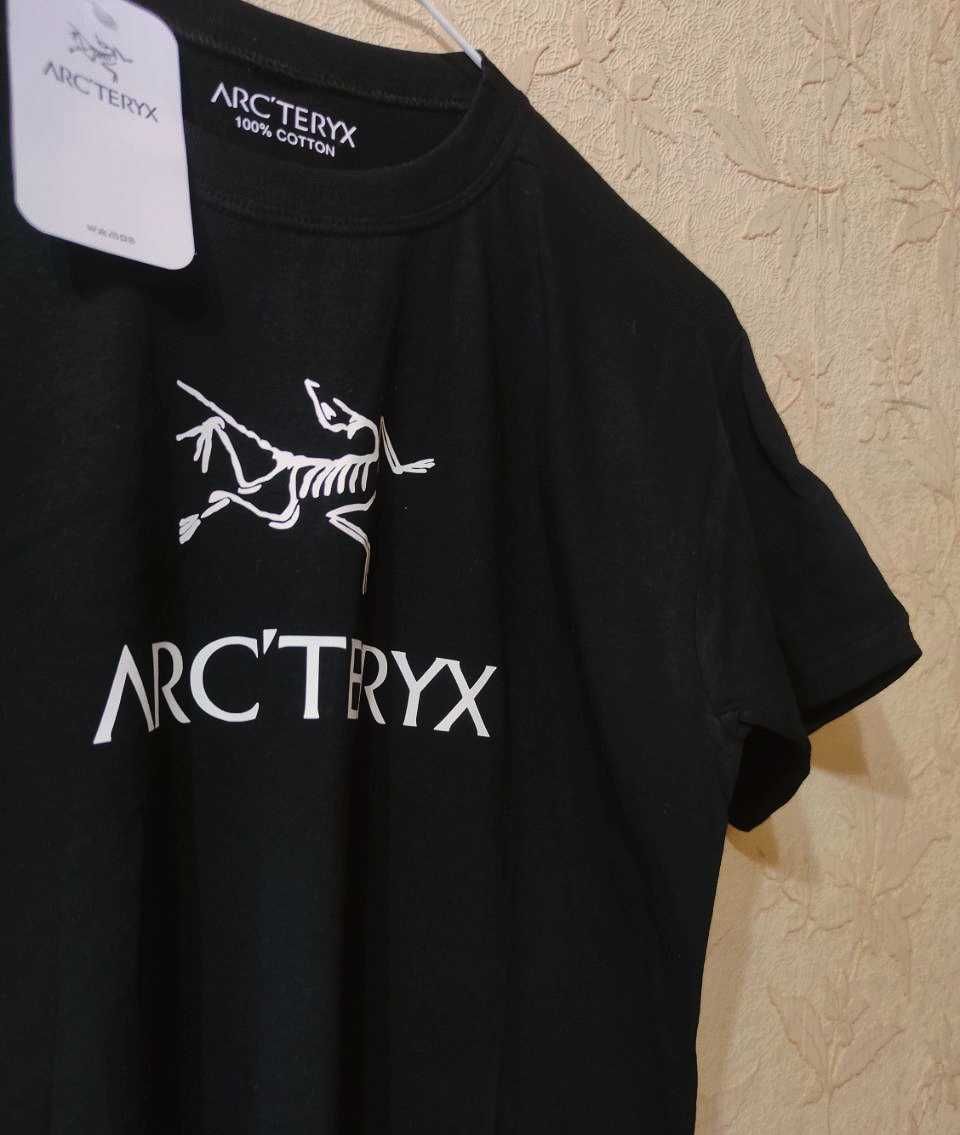 Чорна футболка Arcteryx Logo унісекс Arc'teryx