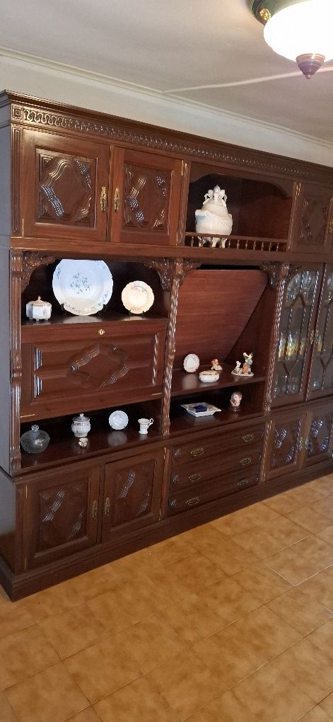 Movel grande de sala