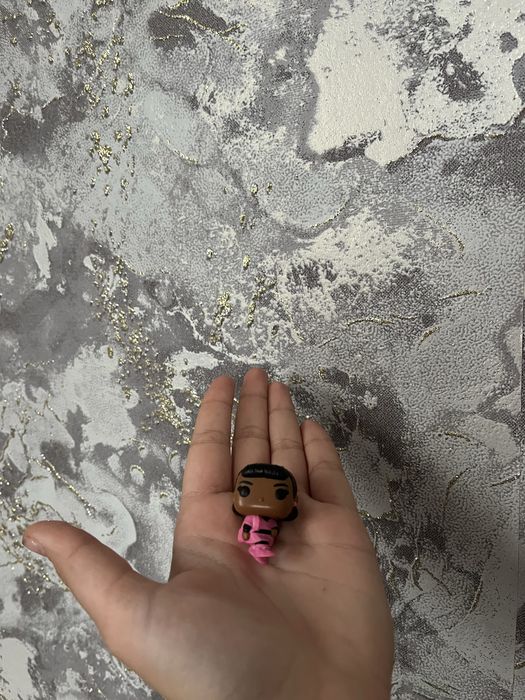 Дивні дива  обмін продаж