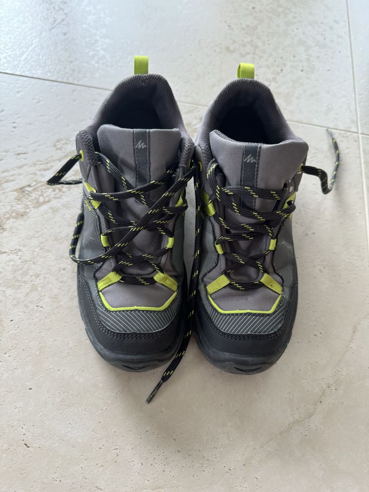 Buty turystyczne dziecięce Quechua 38