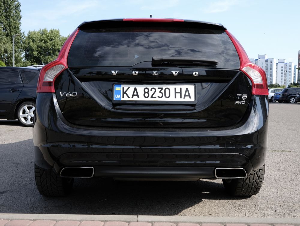 Volvo 2013 V60 T5, 2.5, автомат, повний привід