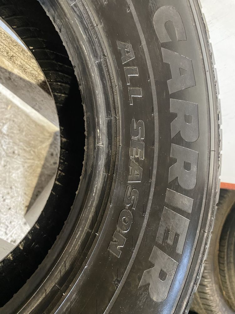 Opona pojedyncza 225/70/15c Pirelli Carrier All Season