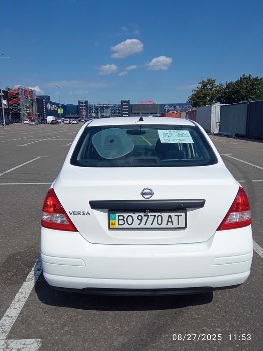 ТЕРМІНОВО - Nissan Versa 2011 з США-Не Биток-Любі Перевірки-1 Власник