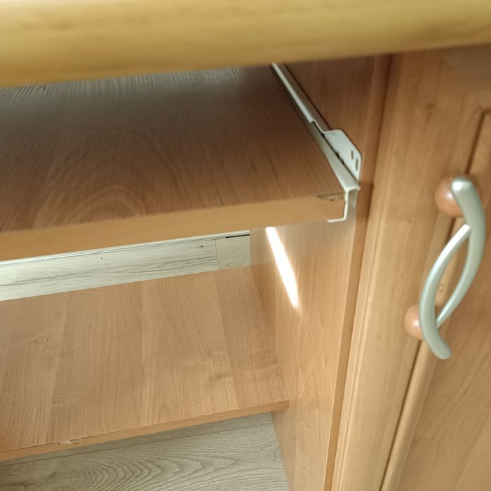 Solidne biurko dębowe