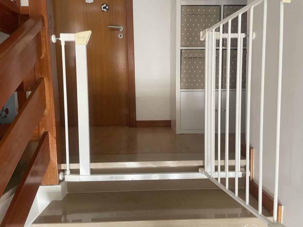 Vendo grade de proteçao de escadas com extensiveis