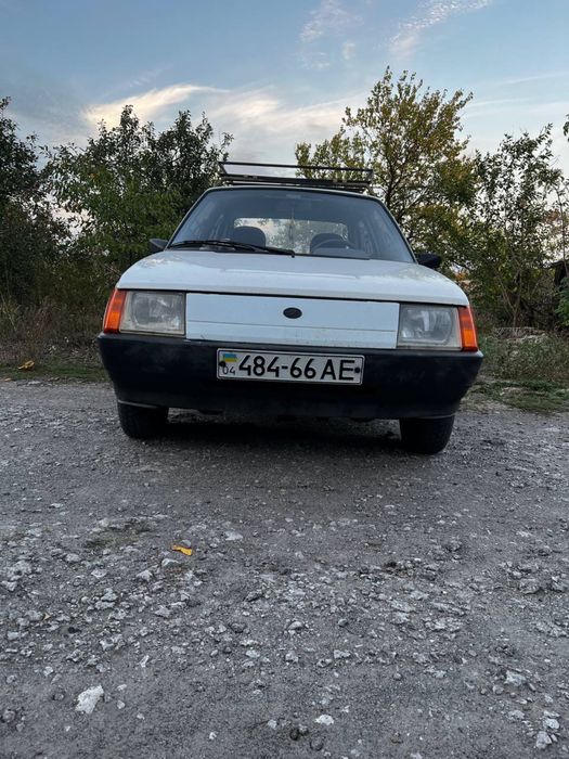 Продам легкову автівку (Таврія)