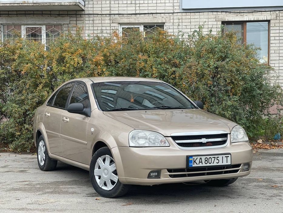Продам Chevrolet Lacetti 1,6 Газ-бензин