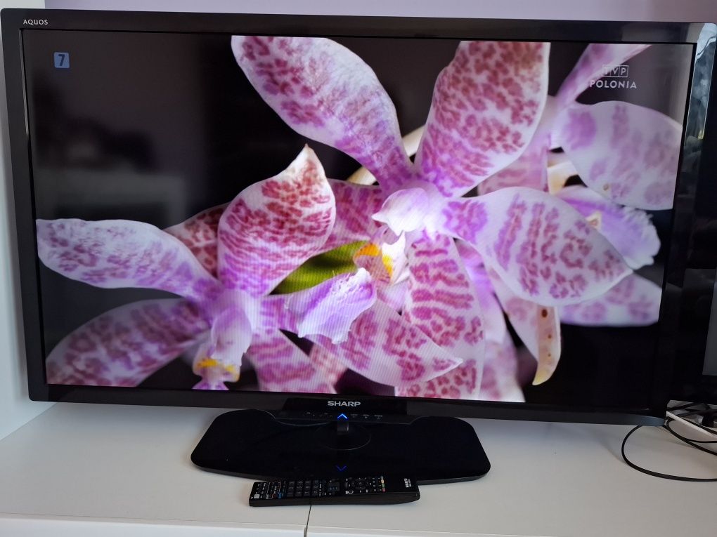 Telewizor SHARP AQUOS 46 LC-46LE730ENET