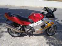 Honda VFR 800 FI Edição 50 Anos