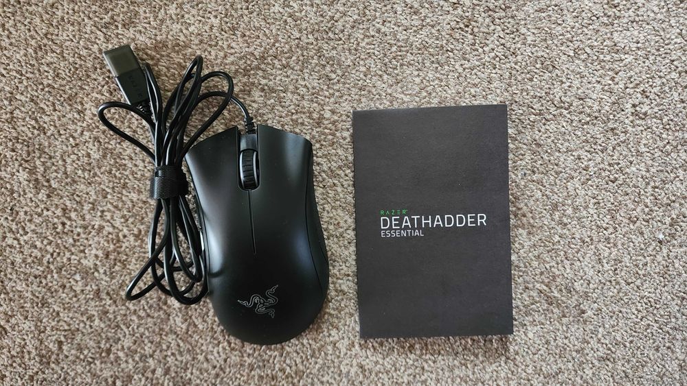 Rato RAZER e Headsets HYPERX Cloud Stinger 2