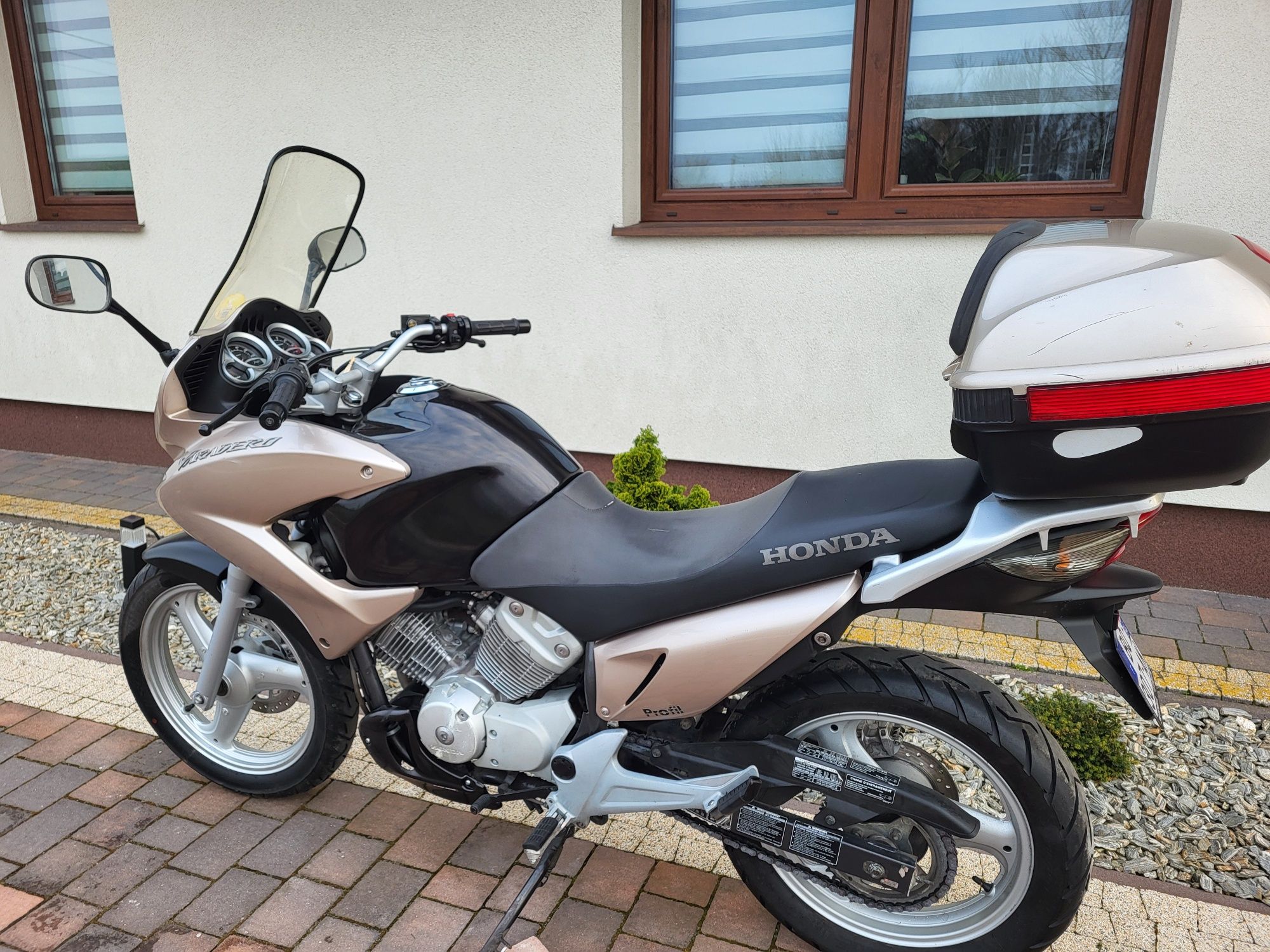 Honda varadero 125.