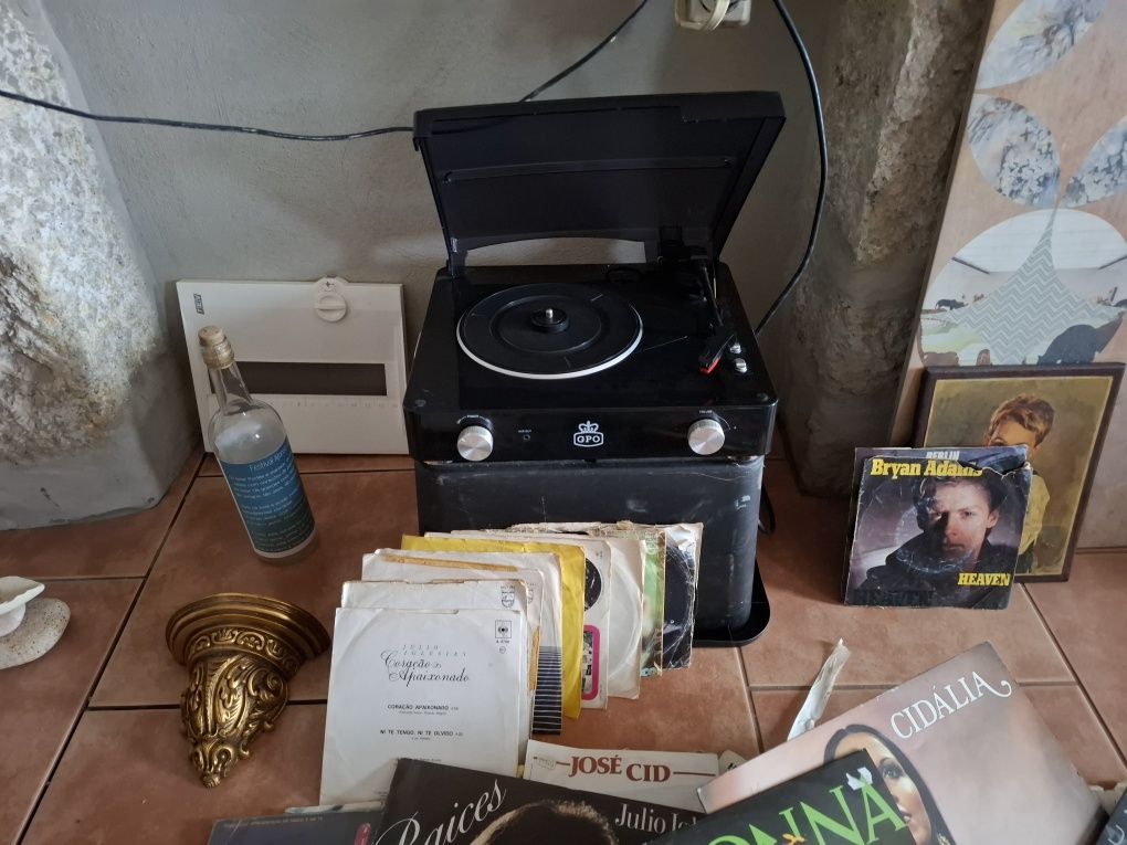 Giradiscos e discos de vinill