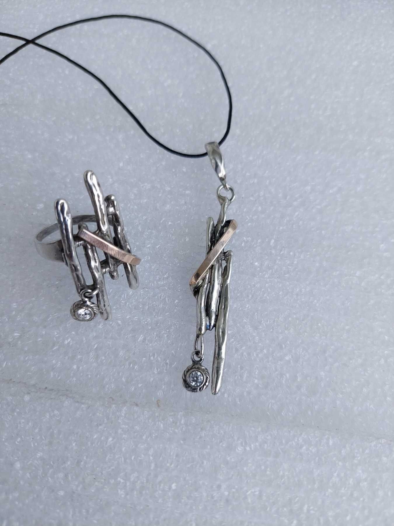 серебряное кольцо с подвеской