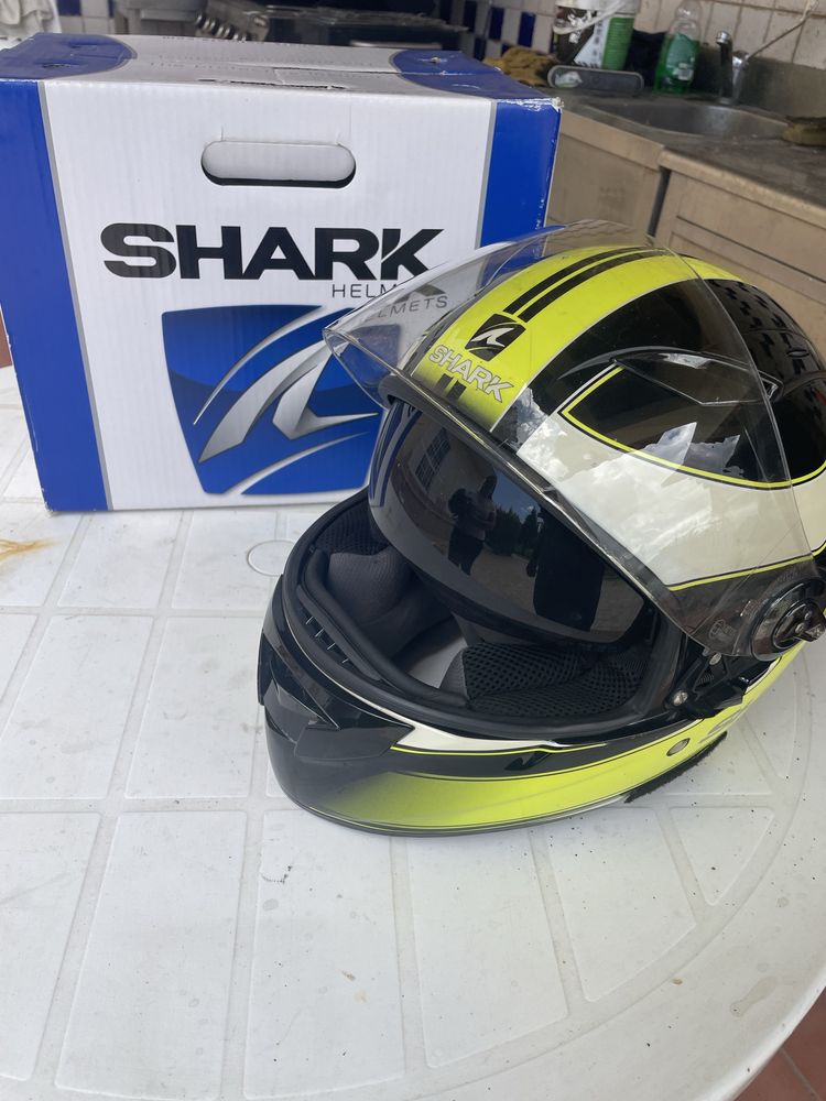 Vendo capacetes varios modelos e tamanhos