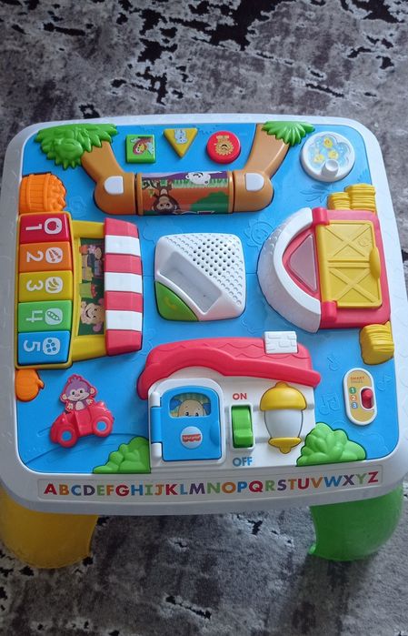 Столик музичний для розвитку діток.