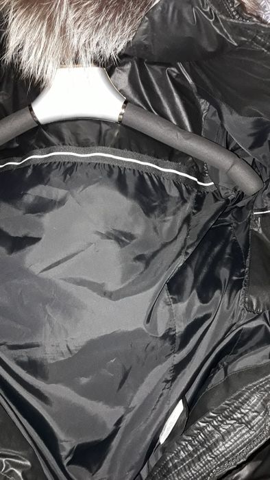 Зимний пуховик с мехом чернобурки