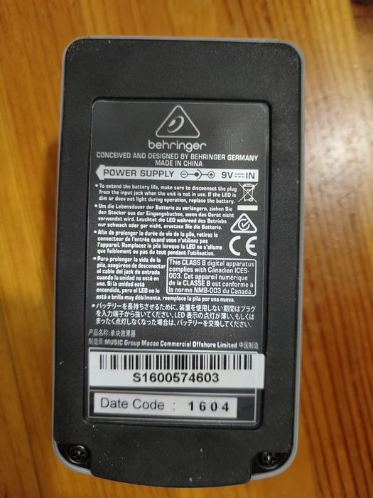 Pedal Behringer Ultra Octaver