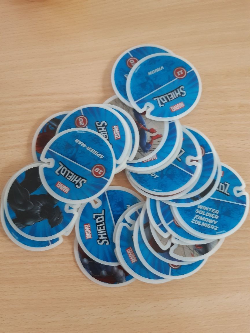 Ponad 30 żetonów shieldz