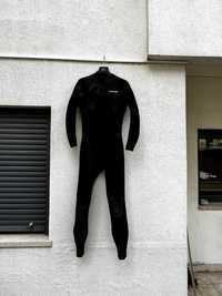 Brand new wetsuit Olaian 4.3 mm