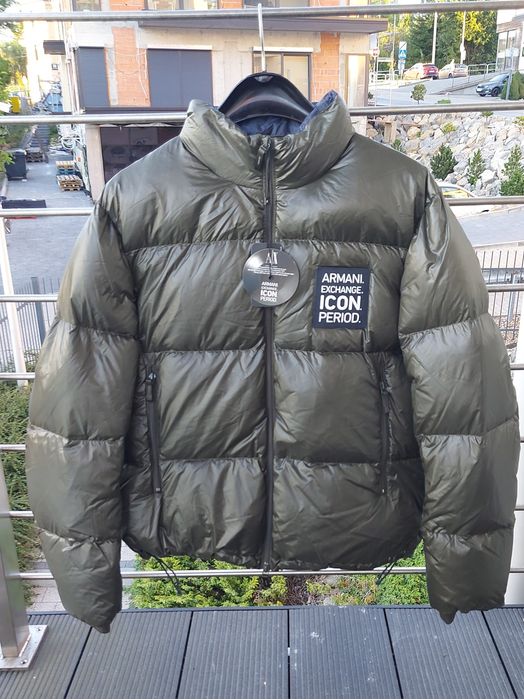 Kurtka puch naturalny Armani Exchange, oliwkowa.