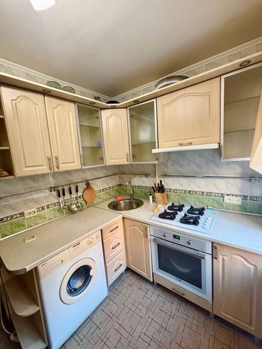 Аренла Тополь 1 2 3 Запородское шоссе Паникахи Шевченковский Ремонт!