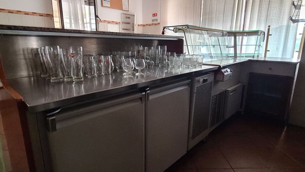 Balcão Frigorifico e Vitrine