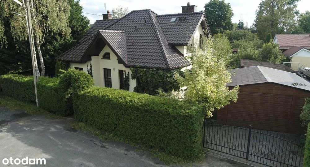 Nowoczesny dom nad jeziorem Miedwie – gotowy do zamieszkania!