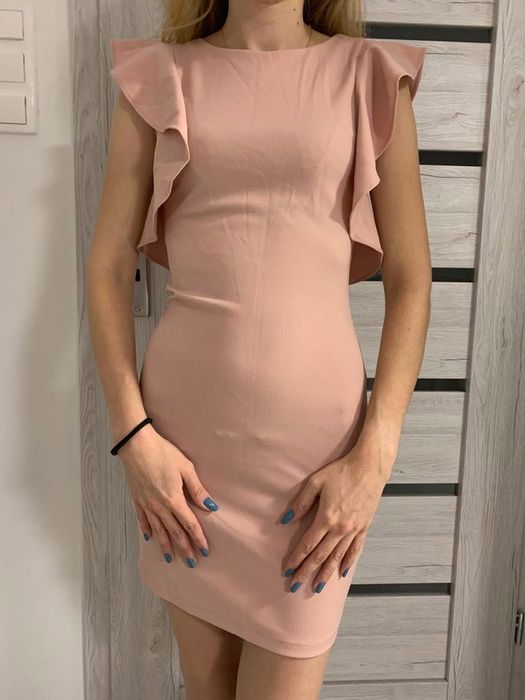 Elegancka sukienka z odkrytymi plecami, XS