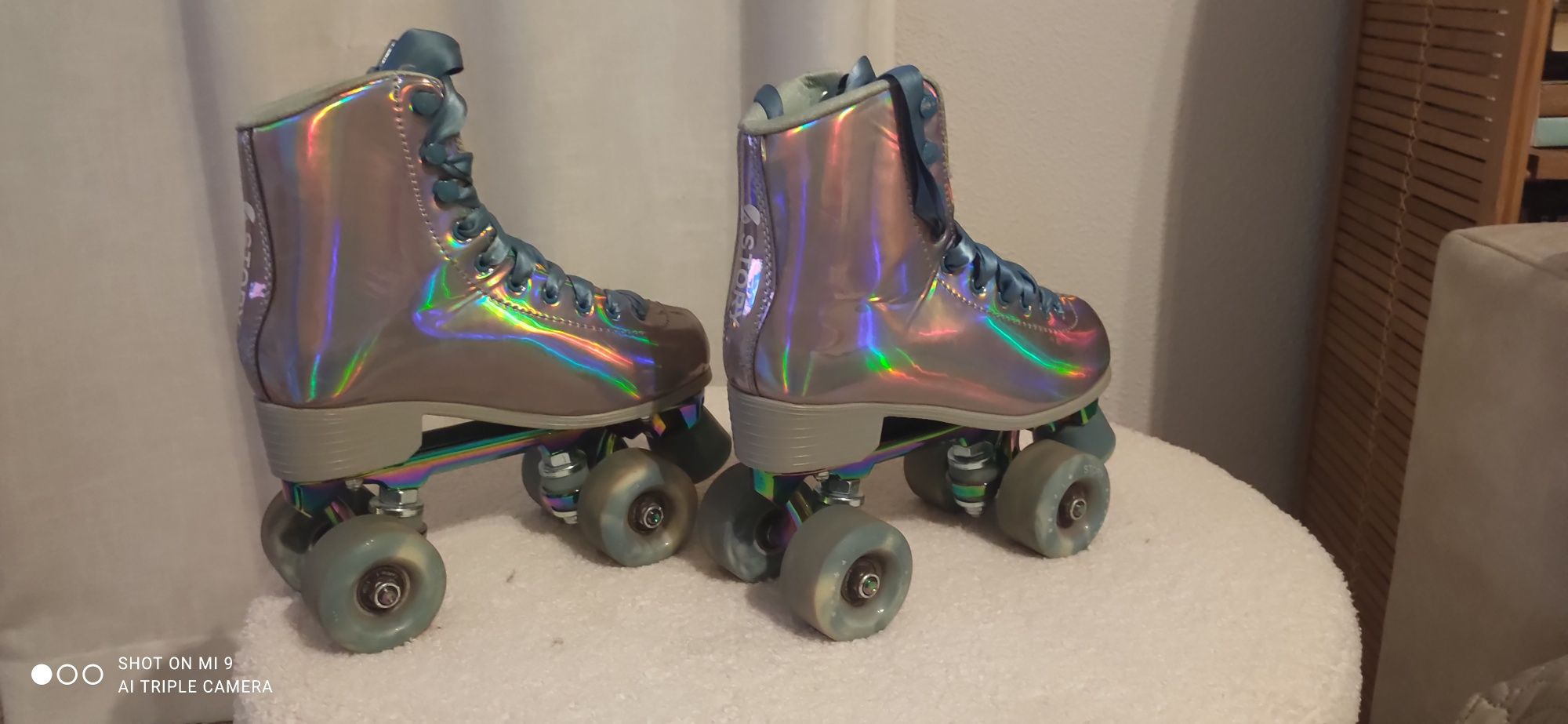 Patins 4rodas, MT pouco usados, quase sempre c proteções