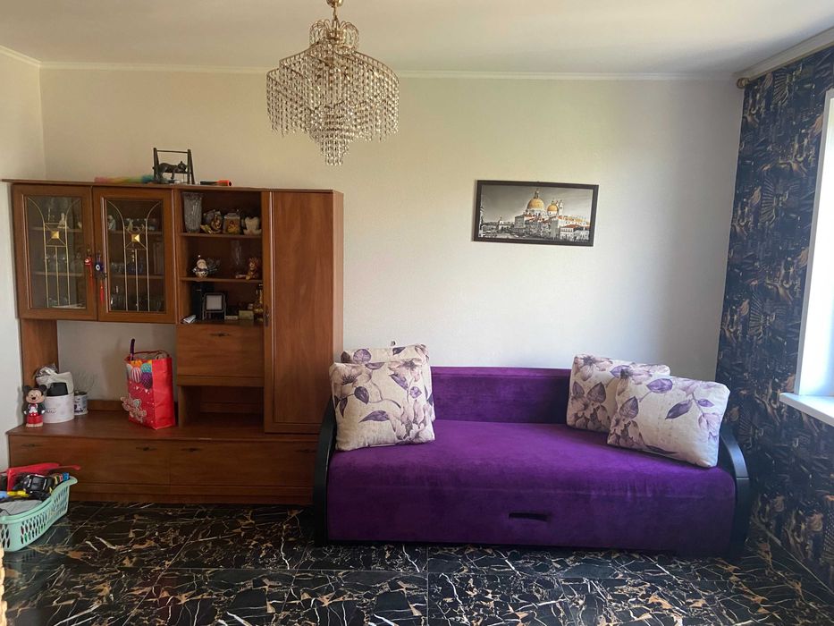 Продається  3-х кімнатна квартира