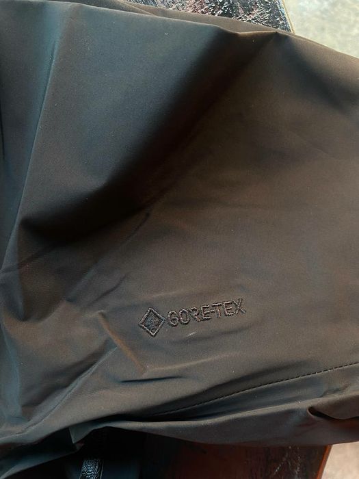 Вітровка arcteryx beta Lt