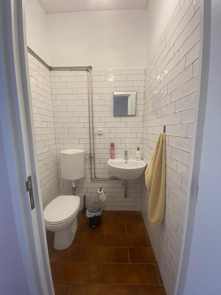 FEP / FEUP Quarto menina estudante Porto
