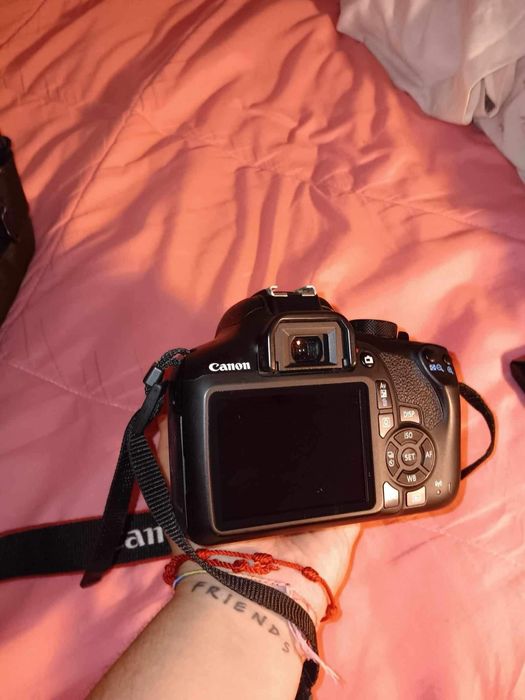 Câmara Fotografica Canon 1300D