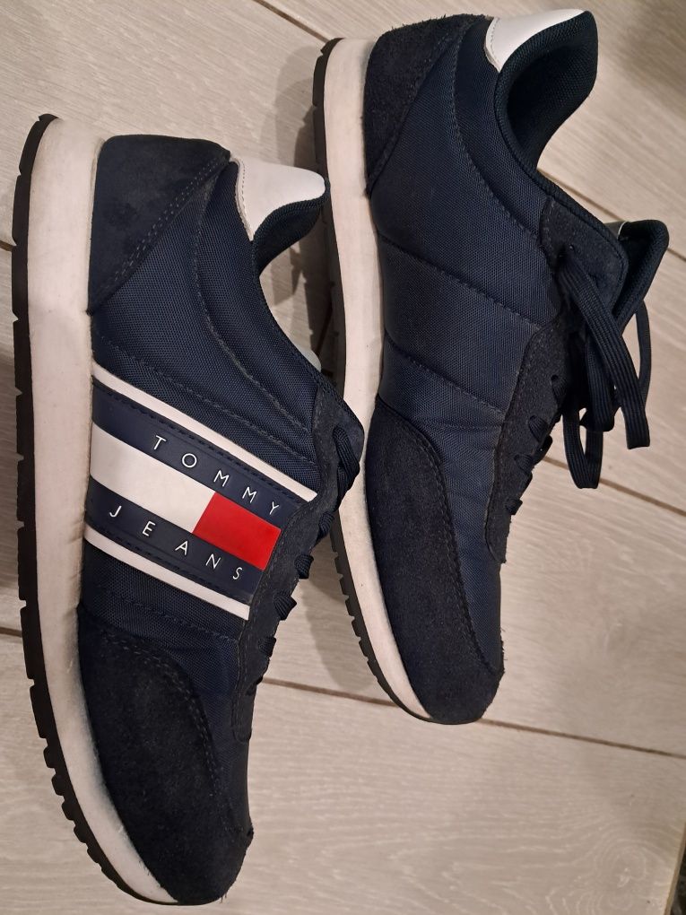 Кроссовки Tommy Jeans p.43