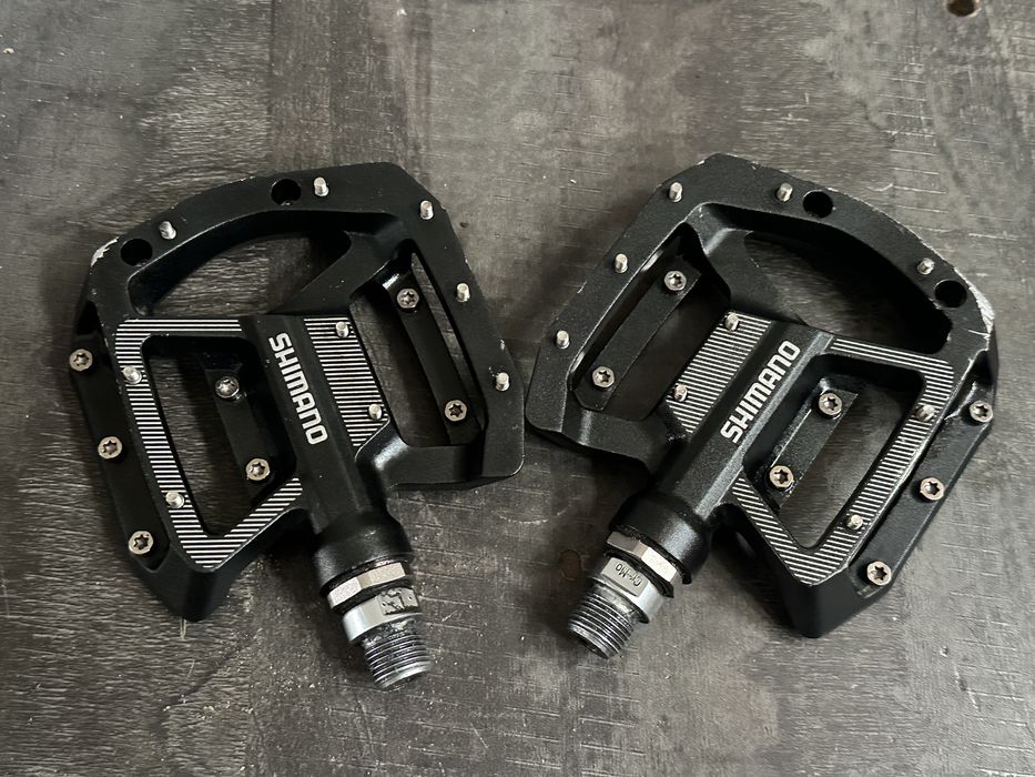 Педалі платформи Shimano GR500