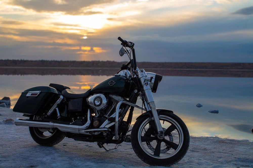 Harley Davidson FLD Dyna Switchback
