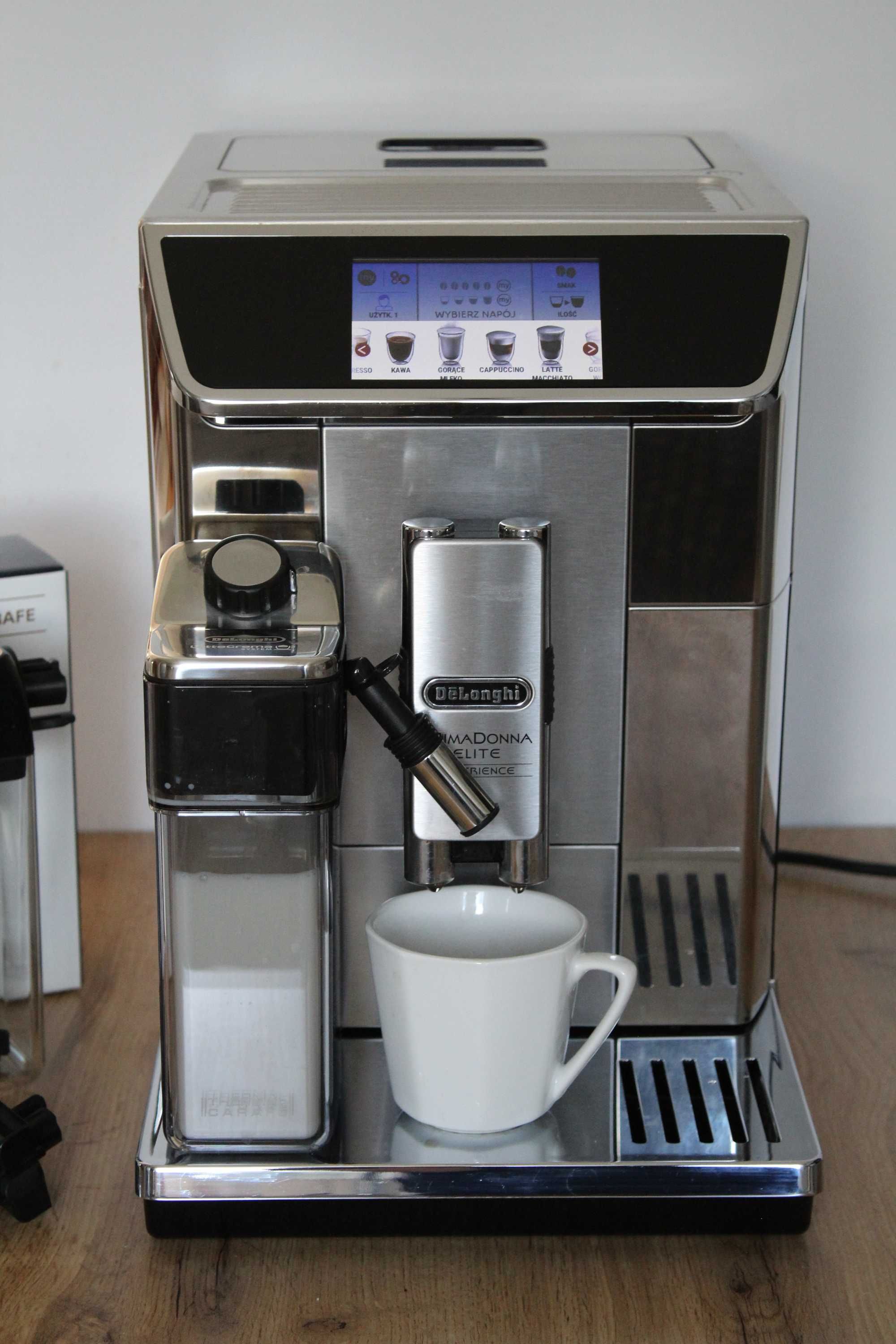 LUX ekspres DELONGHI PrimaDonna ELITE Experience ECAM656.85 MS