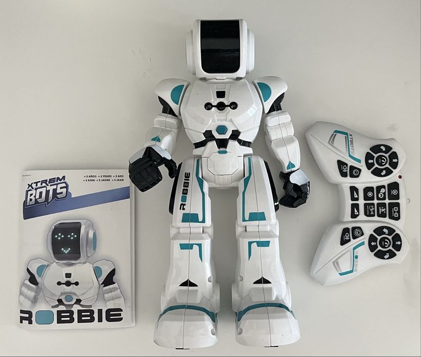 Robot com comando