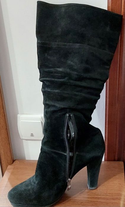 Демісезонні жіночі чобітки