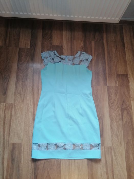 Sukienka na chrzest, komunie, wesele