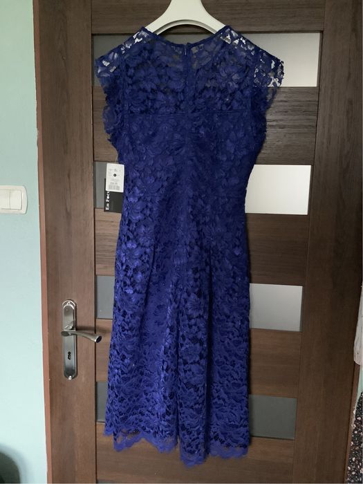 Nowa szafirowa sukienka midi za kolano En Focus Studio 8